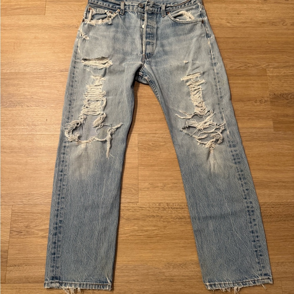 Vintage Levi's Light Blue Distressed Straight Jeans - Picture 1 of 6